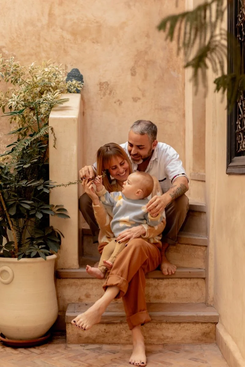 Nouveau-né : inspiration photographique à Marrakech